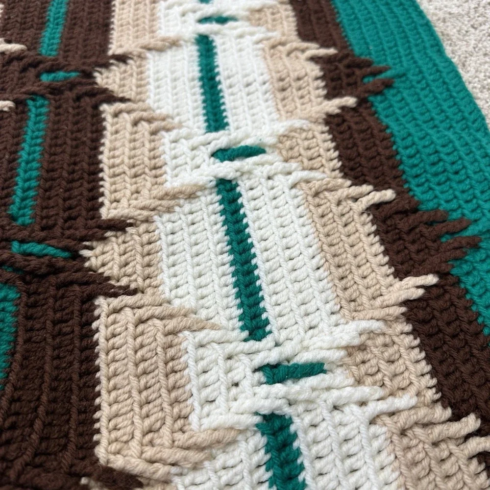 Handmade Afghan White Tan Green Brown Raised Diamond/Geometric Design Fringe 72